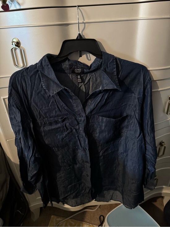 Jones New York Tops - Jones New York Dark Navy Button-Down Shirt